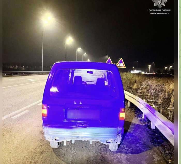 Патрульні Вінниці на об’їзному шосе виявили порушника ПДР, який, за підозрою, перебував за кермом напідпитку та без прав