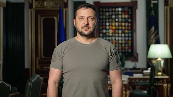 На кримських телеканалах транслювали звернення Володимира Зеленського