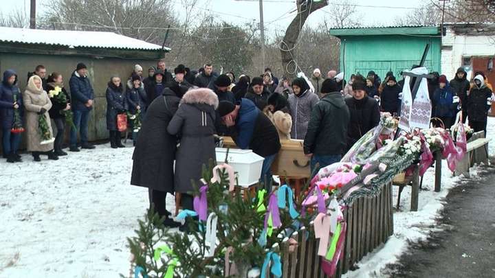 На Вінниччині поховали жертв страшного убивства в Польщі