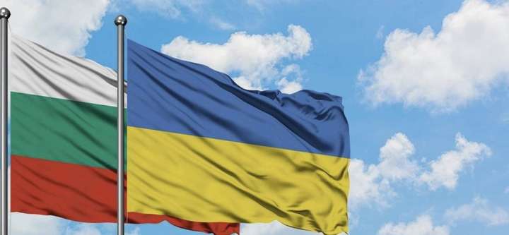 Парламент Болгарії вже подолав вето президента країни на надання Україні 100 БТР