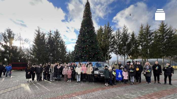 У Хмільнику відбулась передача авто військовослужбовцям 128 бригади 232 батальйону відділення ЗРА