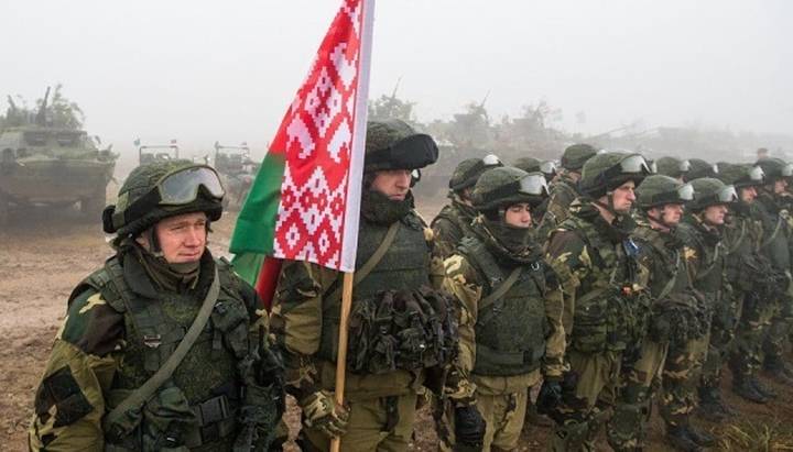 Армія Білорусі готова до вторгнення в Україну