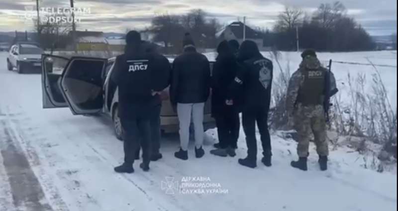 Затримали на кордоні Вінниччини чергових ухилянтів