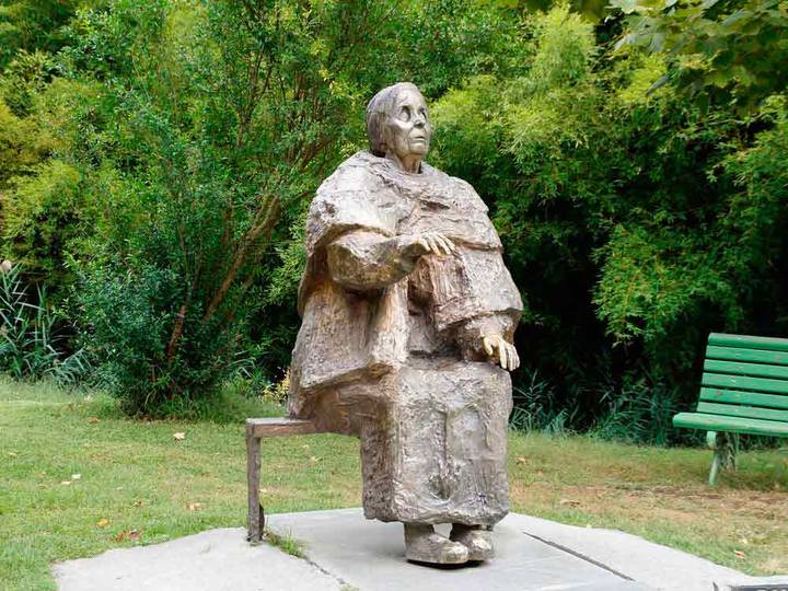 Коли закінчиться війна в Україні? Путін мічений числом 666. Його вб’ють свої ж. Скоро стане виліковним рак. У Ванги побував кореспондент «33-го»