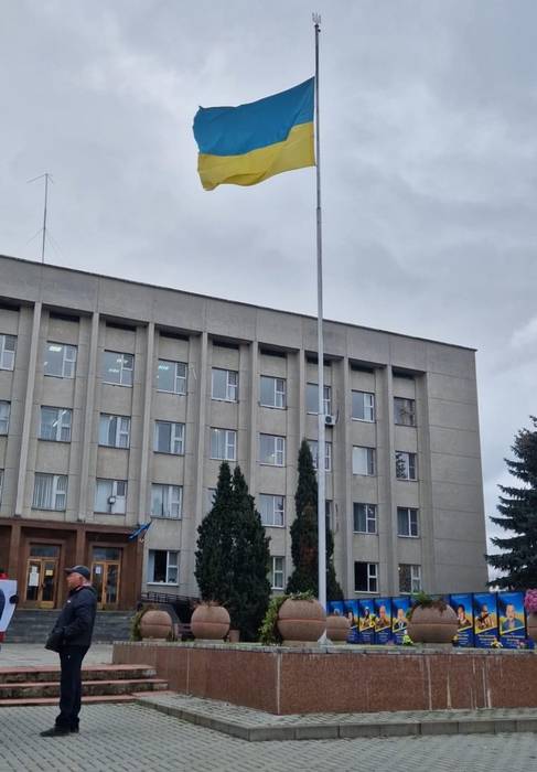 В Тульчині протестували матері і дружини воїнів проти виплат звільненому секретарю Чубі і поновлення його на роботі