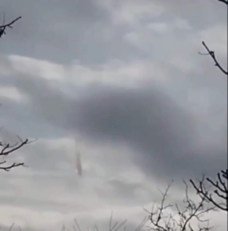 Російський пілот направив підбитий літак на село на Луганщині – ОВА