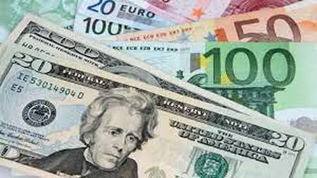 Банки збільшили ввезення в Україну готівкої валюти