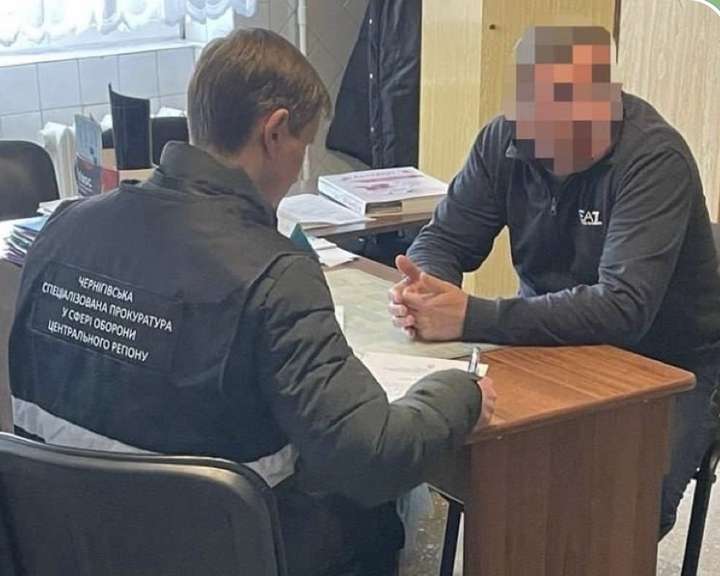 Депутата Вінницької облради звинуватили в ухиленні від військової служби та шахрайстві