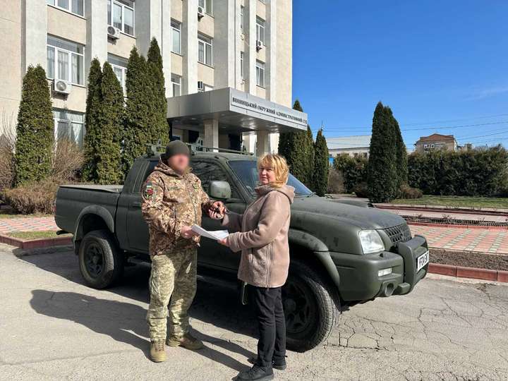 Вінницький окружний адмінсуд передав автомобіль для артилеристів