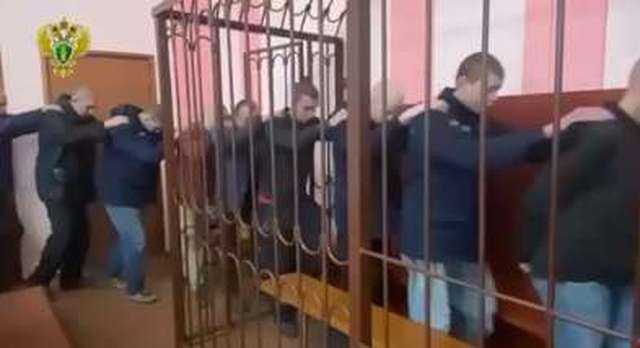 Окупанти у Донецьку знову «судили» українських військовополонених