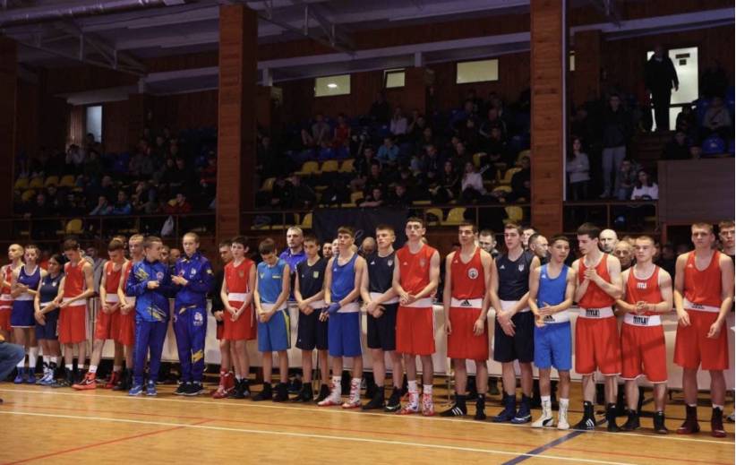 Чемпіонат України з боксу серед юніорів, присвячений пам‘яті загиблих під час війни боксерів та тренерів пройшов у Вінниці