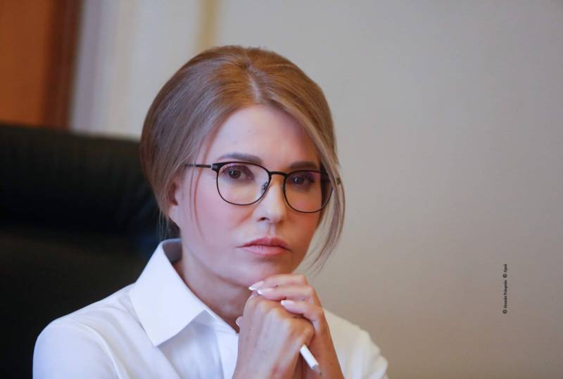Юлія Тимошенко: Армія в Україні мусить бути професійною і підпорядкованою єдиній стратегії захисту України