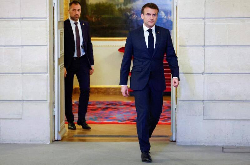 Макрон збирає лідерів французьких партій поговорити про Україну