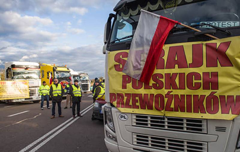 Польський бізнес озвучив втрати від блокади кордону України