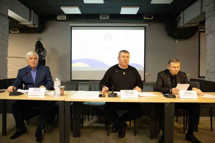 Спеціальний фонд для підтримки ЗСУ: громади Вінниччини об’єдналися для допомоги військовим