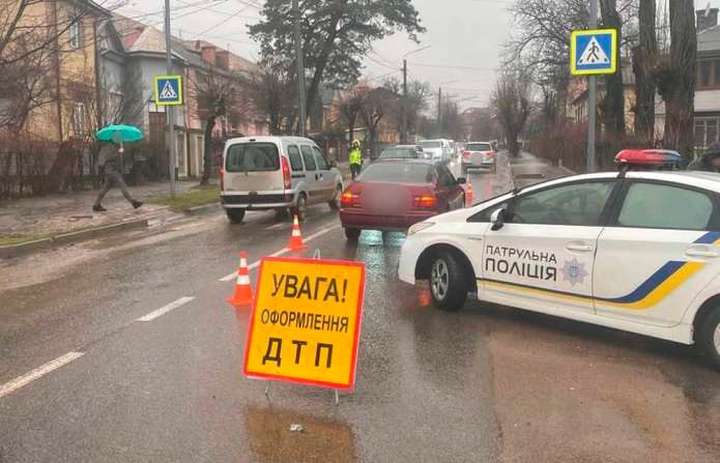 На Вінниччині відкрився ще один фронт: водіїв проти пішоходів