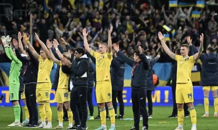 Збірна України на останніх хвилинах вирвала вольову перемогу над Ісландією і вийшла на Євро-2024