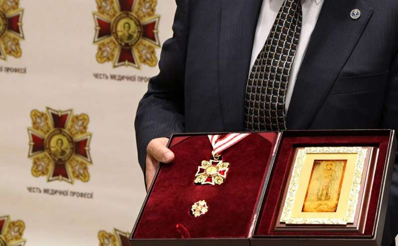 Хто з вінницьких медиків отримав «Ордена Святого Пaнтелеймонa»