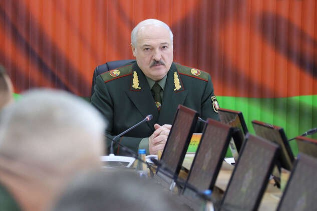 Лукашенко відверто зізнався, що готується до війни