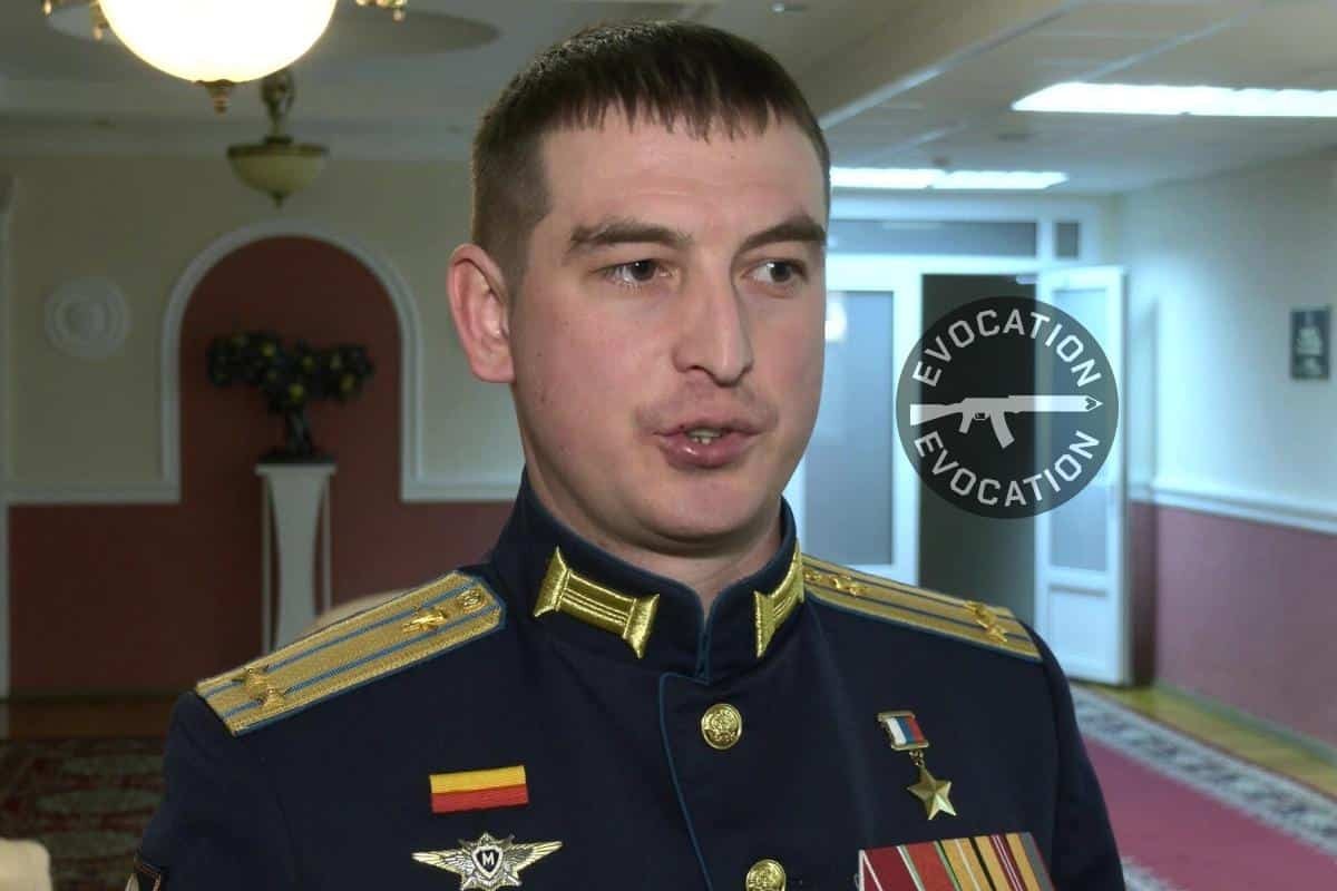 Відомо, що наказ на розстріл полонених воїнів ЗСУ віддав камандир десантного полку окупаційної армії Сергій Іштуганов (на фото)