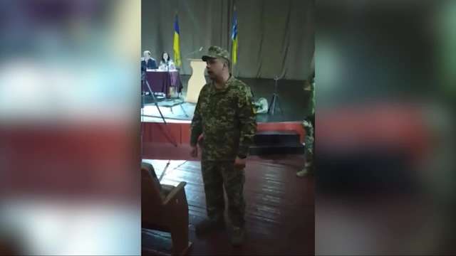 Начальник ТЦК роздав повістки депутатам на сесії міськради