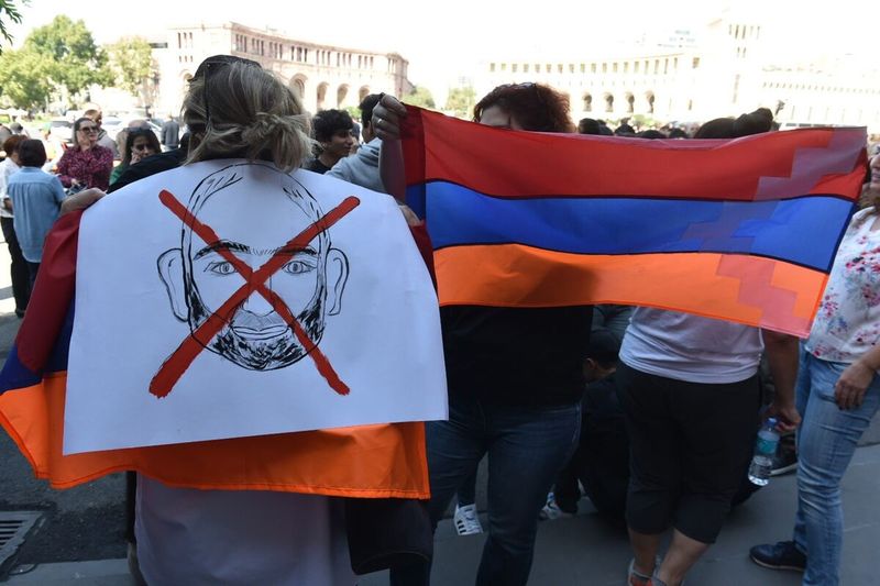 У Вірменії спалахнули масові протести