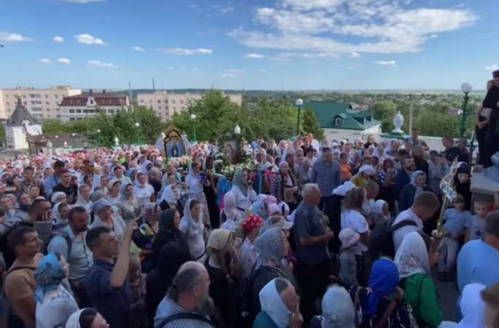 Хресні ходи УПЦ вже давно використовують для пропаганди