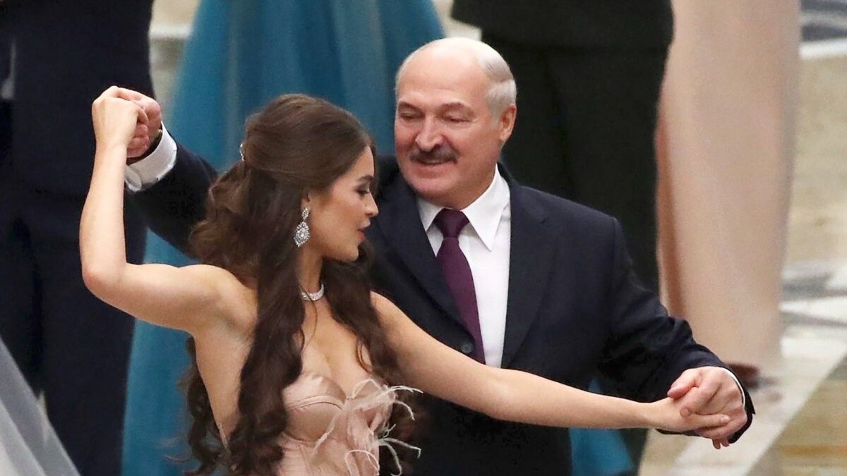 У Лукашенка – гарем молодих фавориток