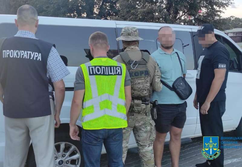 Організовували незаконне переправлення військовозобов’язаного через державний кордон – затримано двох мешканців Вінницького району