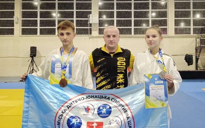 Вінницькі дзюдоїсти привезли дві бронзи з чемпіонату України серед молодших кадетів