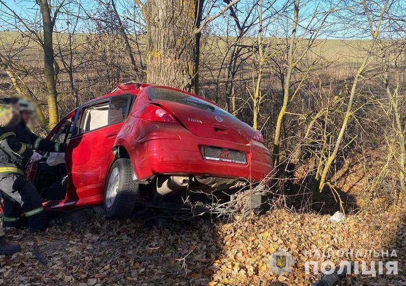 Водійка з 12-річним сином загинули у ДТП на Вінниччині