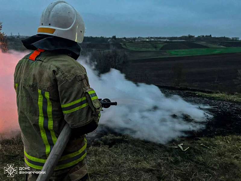 Рятувальники за добу ліквідували 10 пожеж




														Вогнеборці Вінниччини за добу 10 разів виїжджали на ліквідацію пожеж у приватних будинках та полях.