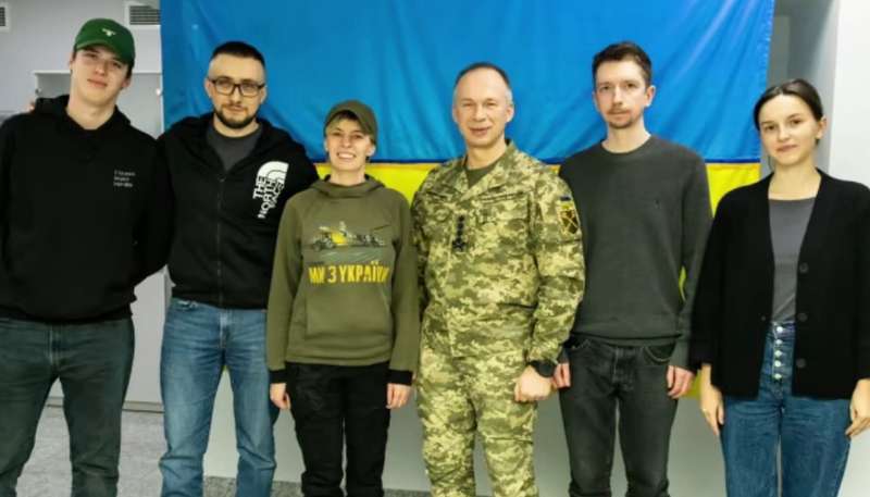 Зустрілися Стерненко із Сирським