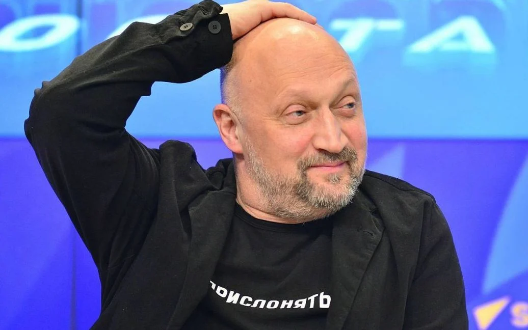 В автівці відомого актора знайшли тіло зарізаної жінки