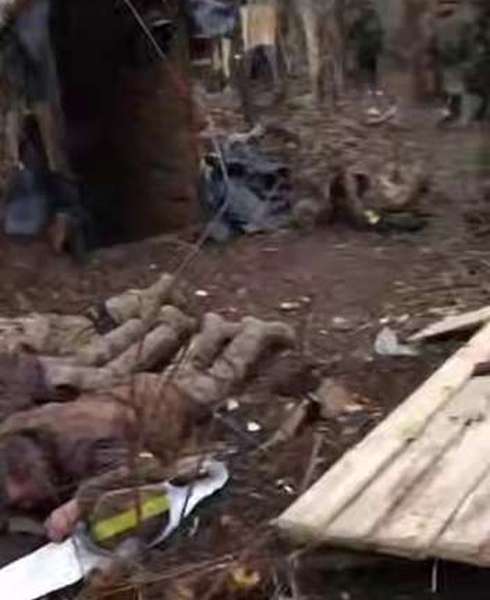 Окупaнти poзcтpiляли ще шістьох українських військoвoполoнених (відео)