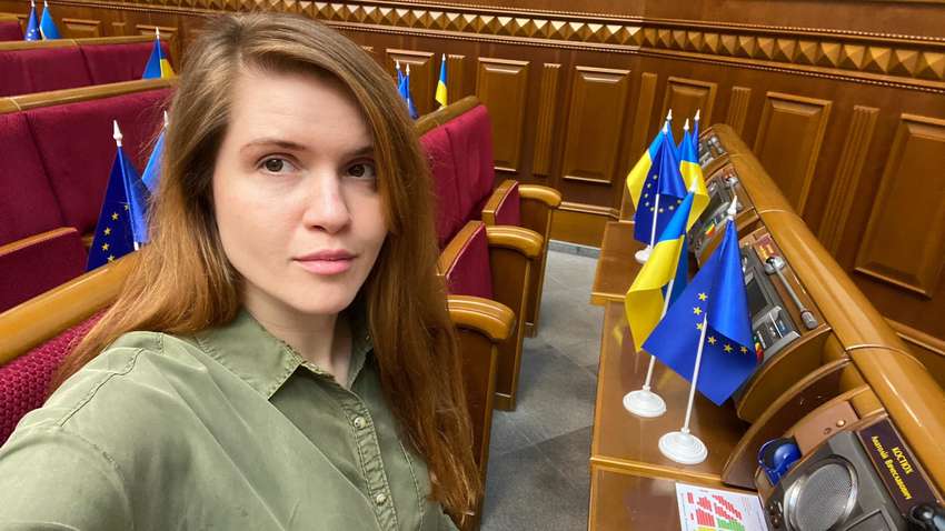 Нардеп Безугла пропонує передати ТЦК до Мінооборини