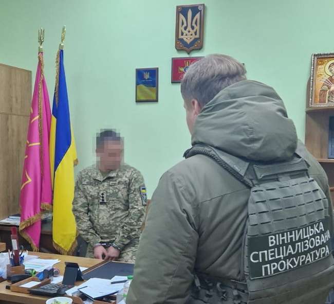 На Вінниччині чиновники крали мільйони на армійський ліжках