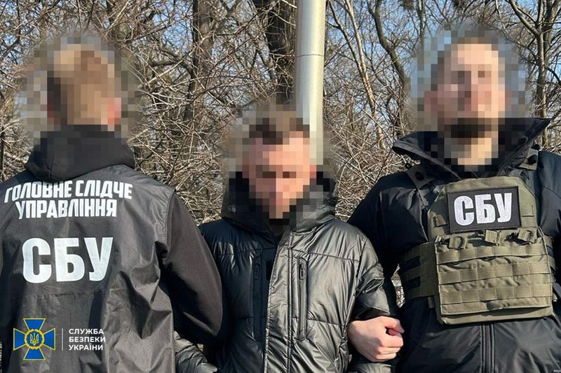 СБУ затримала топменеджерів одеської компанії, яка поставляла в росію обладнання для електромереж військових баз рф