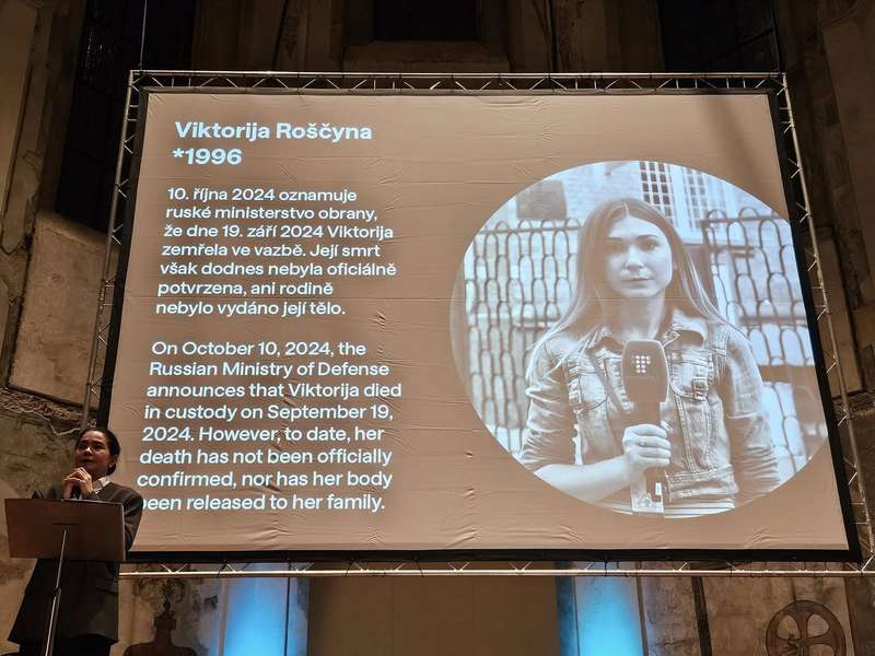 Журналістка Вікторія Рощина стала лауреаткою чеської правозахисної премії. Посмертно