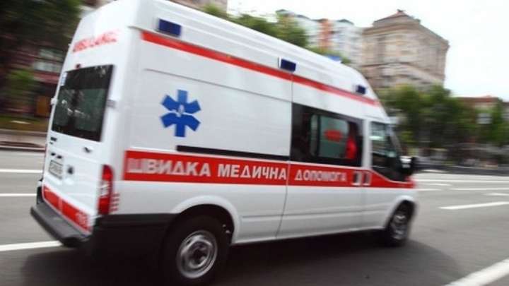 В руках маленької дитини вибухнув невстановлений пристрій