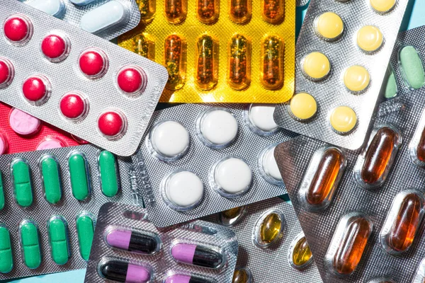 Відновили контроль цін на ліки. Повідомляйте про порушення