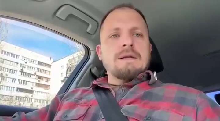 Чому вимагають від генерала Артюха стати на коліна через трагедію Сум? (відео)