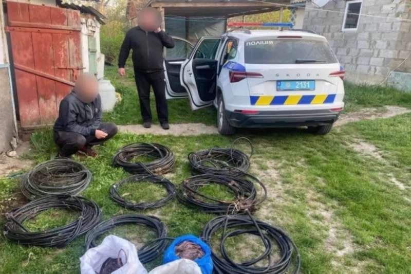 180 метрів кабелю зняв чоловік у Джуринській громаді