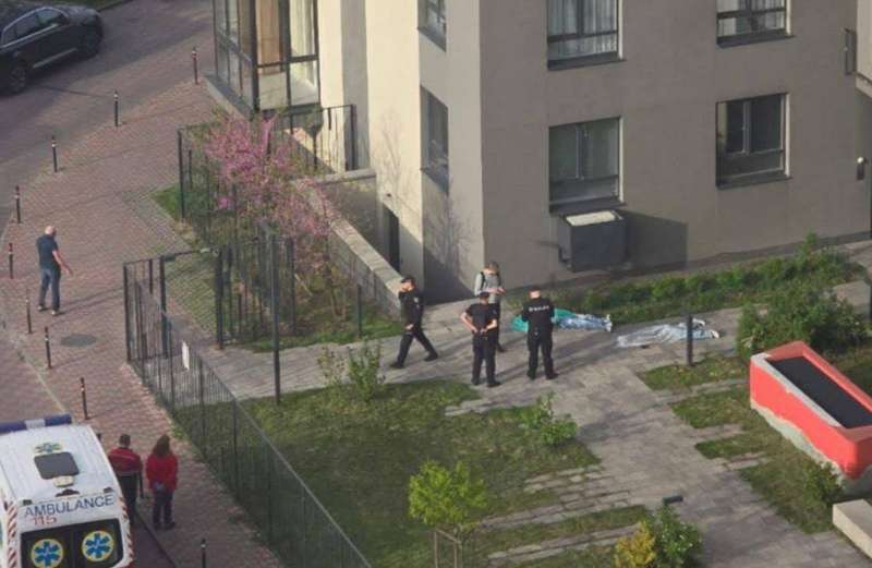 У Львові підлітки хлопець та дівчина скоїли парний суїцид