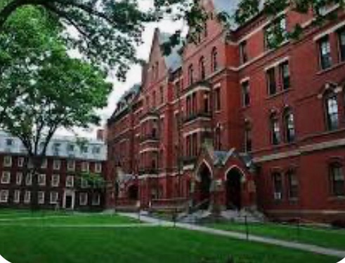 Адміністрація Трампа заморозила $2,2 млрд фінансування для Гарвардського університету