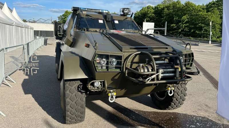 У Польщі випускатимуть бронемашини на базі українських технологій