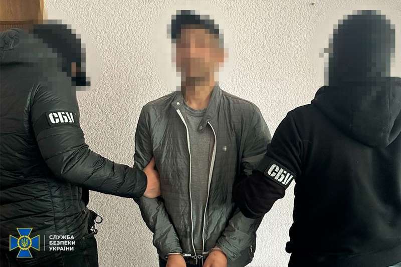 Агент фсб видавав себе за військового