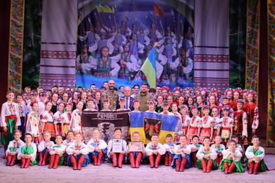 ”Барвінкове кружало” закружляло у вихорі танцю