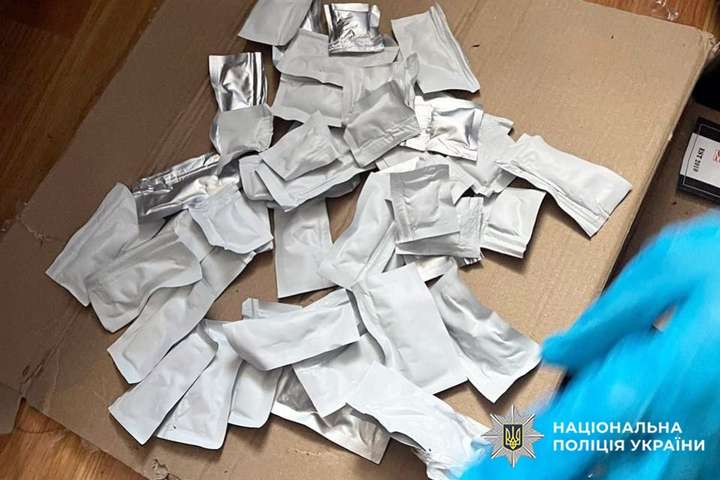 У хмельничанина вилучили велику партію наркотиків