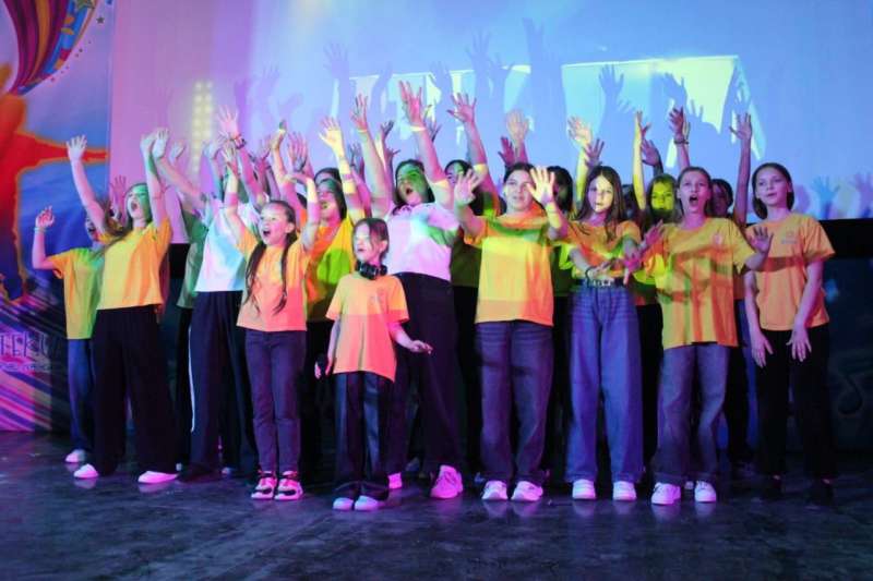 Більше 100 вінницьких дітей пільгових категорій відправили до «Артеку»